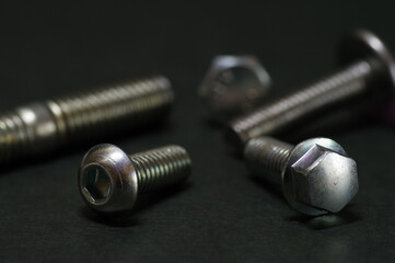 色々な種類のボルト