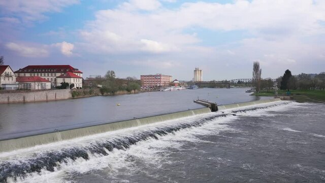 A beautiful shot of flowing water of Weser River in Hameln, Germany in HD