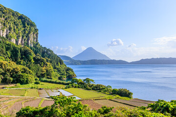新永吉の棚田と開聞岳 鹿児島県指宿市 Siinnagayoshino-tanada and Mt.Kaimondake Kagoshima-ken Ibusuki city