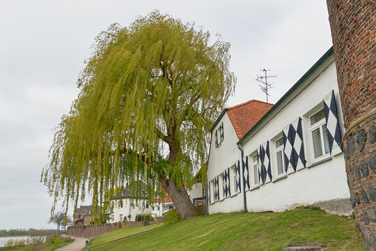 Kolpinghaus an der Rheinpromenade in Rees, Niederrhein, Nordrhein-Westfalen