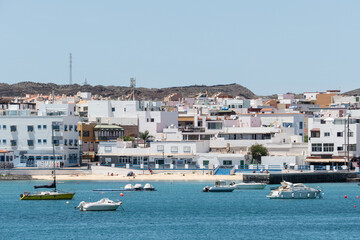 Fototapeta na wymiar Playa la Clavellina and Muelle Chico, Corralejo, Fuerteventura Island