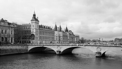 Obraz premium View of Paris from Pont Notre-Dame, Paris, France