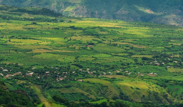 PAISAJE NATURALNPUEBLOS DE HONDURAS MUNICIPIO D YAUYUPE EL PARAISO