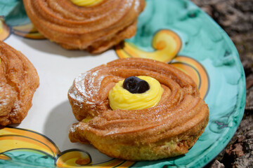 typical Italian sweets