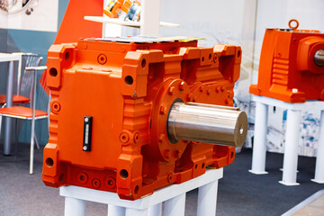Gear motors. Electric drive components.
