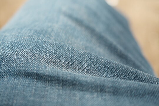 Nahaufnahme Textilien einer Jeanshose 