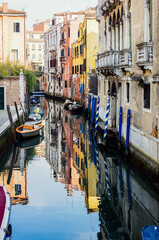 Obraz na płótnie Canvas Venetian canal
