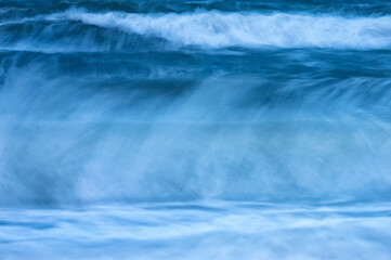 Obraz na płótnie Canvas Waves breaking on the beach; Virginia Beach, Virginia