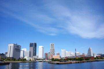 Fototapeta na wymiar 横浜港大さん橋から見たみなとみらいの風景