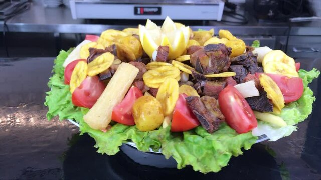 Picada colombiana