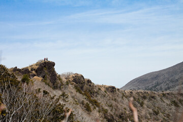 大浪池周辺の外輪山
