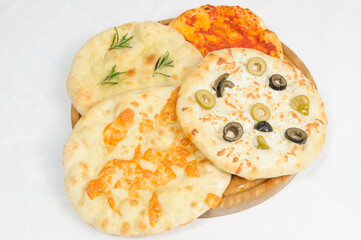pizza with cheese and tomato