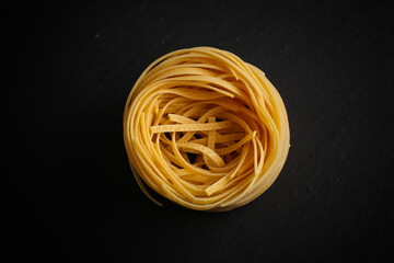 Fettuccine pasta nest