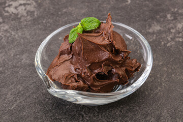 Chocolate spread with nazelnut