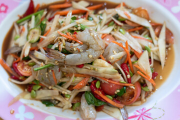 Papaya Salad with Fresh Shrimp in Dish