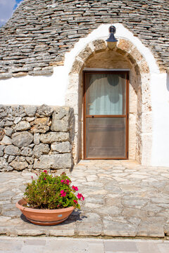 Porta di trullo
