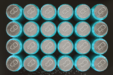 Top view realistic mock up aluminum blue can group,clod and droplet condensation,on black background,beverage,water,energy drink,beer,juice,alcohol and soda,fresh water drops,3d rendering illustration