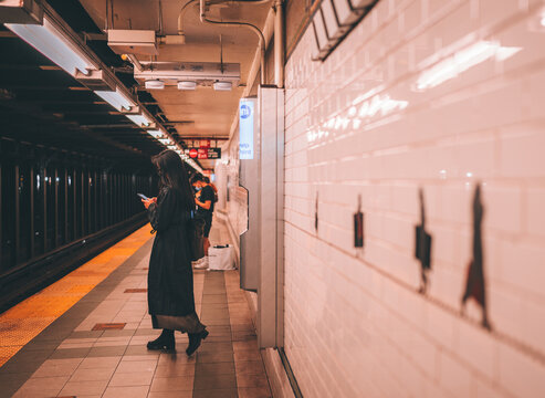 Person Walking In The Subway Phone Urban New York Usa 