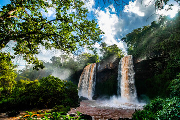 iguazu falls waterfall argentina side