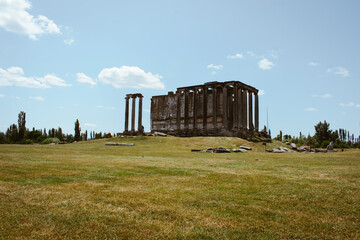 Fototapeta na wymiar Temple of Aizanoi Zeus in Çavdarhisar district of Kütahya. The city of Aizanoi was the main settlement of Aizanitis who lived in ancient Phrygia.