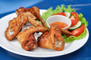  fried chicken ,deep fried chicken or grilled chicken