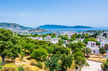 Fototapeta na wymiar Bodrum Castle and harbour view from hill 