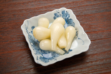 ラッキョウの甘酢漬け