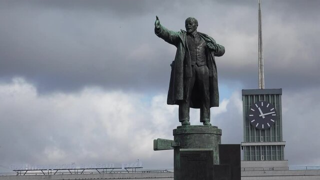 Monument To Lenin On The Finland Railway Station. 4K