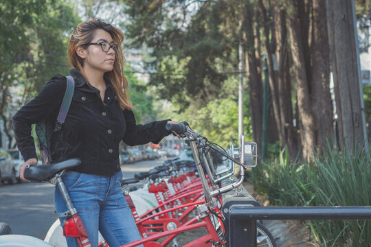chica ciclista