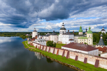 Naklejka premium Aerial view of Kirillo-Belozersky Monastery on sunny summer day. Kirillov, Vologda Oblast, Russia.