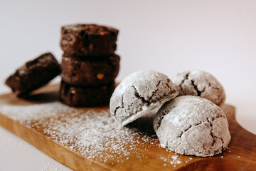 Chocolate chip cookies on wooden board, closeup