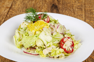 Salad with chicken and orange