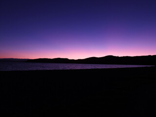 Obraz premium sunset over the river