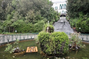Napoli - Scorcio del laghetto in Villa Floridiana