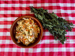Plato de cuscús, típico de la cocina mediterránea