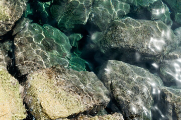Big rocks underwater 