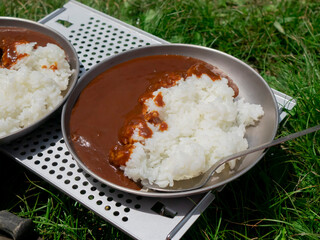 山で食べるアウトドアごはん・山ごはん【カレー】
