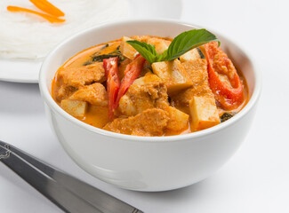 Red curry with chicken and bamboo shoots