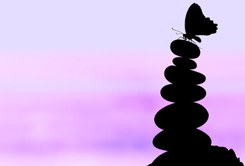 Silhouette de papillon sur pyramide de galets, fond violet 