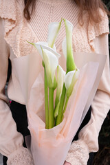 white calla lilies

