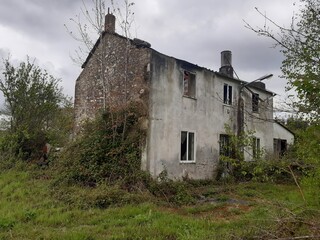 Casa abandonada en una aldea al nordeste de Galicia © CDN