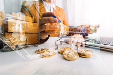 Online sales ideas for work at home. Asian man is answering phone calls. To accept orders from online customers.Very good sale. online Business and E-commerce.Online shop Sell products at home.