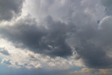 Obraz premium blue sky with clouds as background