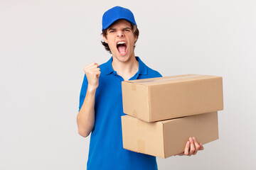 package deliver man shouting aggressively with an angry expression