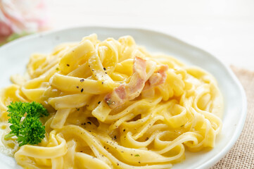 フェットチーネ カルボナーラ