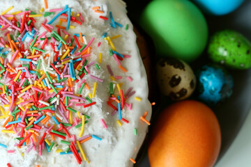 Fototapeta na wymiar Easter cake, pie with colored eggs