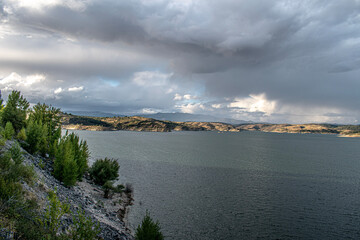 Embalse del Alcorlo en la provincia de Guadalajara (España).