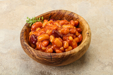 Baked kidney in tomato sauce