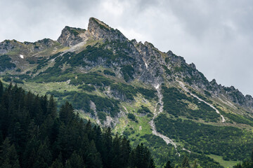 Obraz premium mountains in the mountains