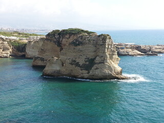 Obraz premium Raouche rock in Beirut, Lebanon